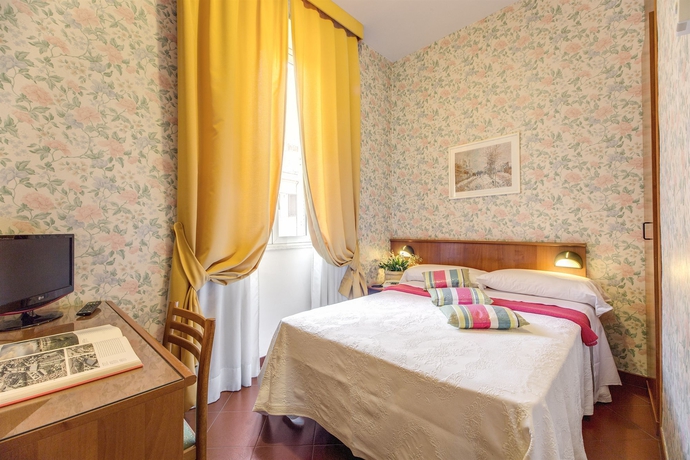 Imagen de la habitación del Hotel Corona, Roma. Foto 12