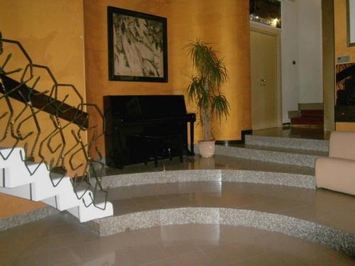 Imagen general del Hotel Corona, Termoli. Foto 6