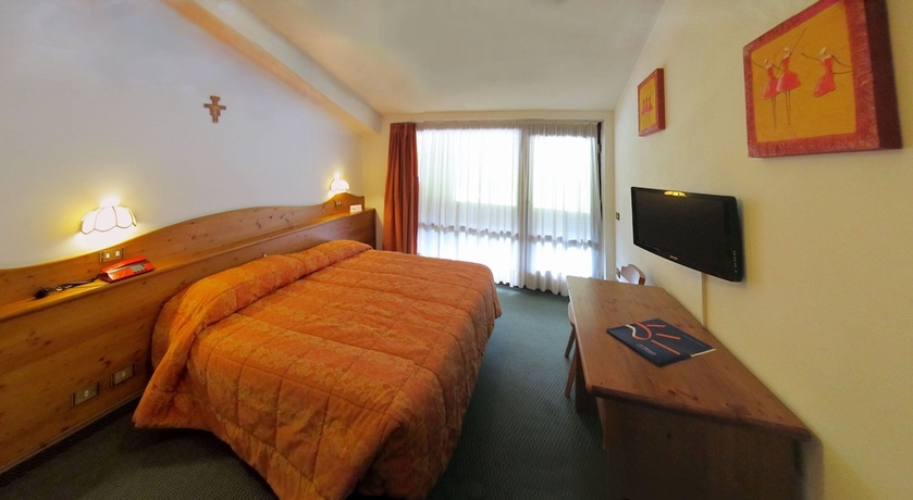 Imagen de la habitación del Hotel Corona, Zoldo Alto. Foto 10