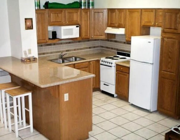 Imagen de la habitación del Hotel Coronada Inn And Suites. Foto 9