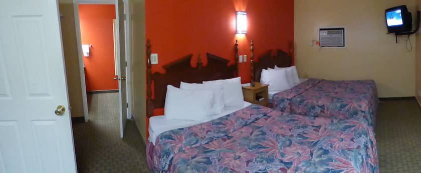 Imagen de la habitación del Hotel Coronada Inn And Suites. Foto 16