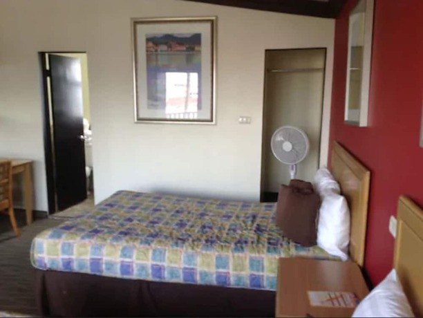 Imagen de la habitación del Hotel Coronado, Ensenada. Foto 13