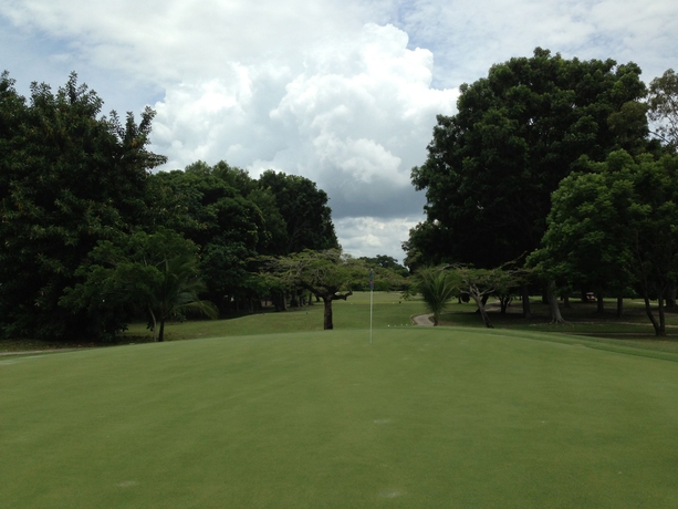 Imagen de los exteriores del Hotel Coronado Luxury Club and Suites. Foto 13
