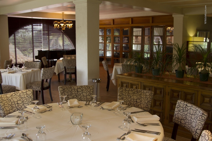 Imagen del bar/restaurante del Hotel Coronado Luxury Club and Suites. Foto 8