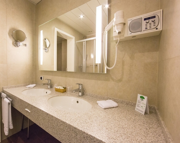 Imagen de la habitación del Hotel Coronado, Mendrisio. Foto 12