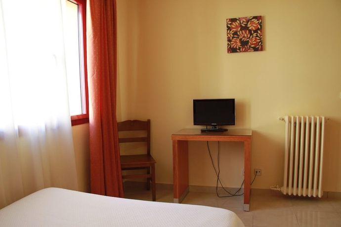 Imagen de la habitación del Hotel Coronado, Sants-Montjuic. Foto 3