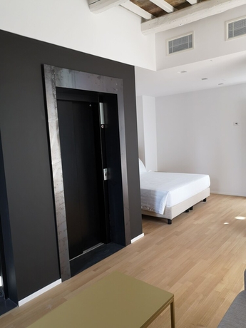 Imagen de la habitación del Hotel Coronari Palace. Foto 8