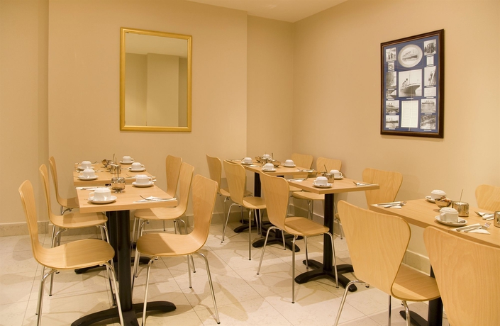 Imagen del bar/restaurante del Hotel Coronation, Earl's Court. Foto 4