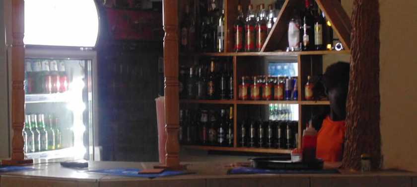 Imagen del bar/restaurante del Hotel Coronation, Hoima. Foto 4
