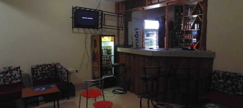 Imagen del bar/restaurante del Hotel Coronation, Hoima. Foto 6