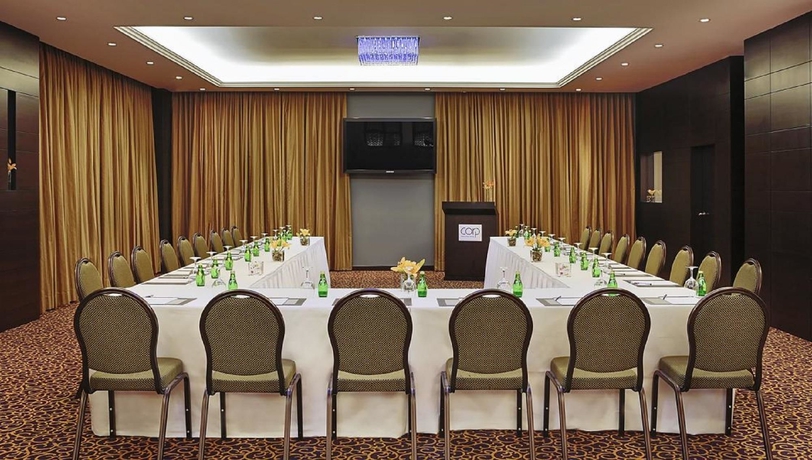 Imagen de los interiores del Hotel Corp Amman. Foto 11