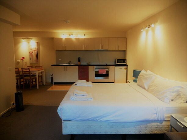 Imagen de la habitación del Hotel Corporate Stayz At Collins. Foto 30
