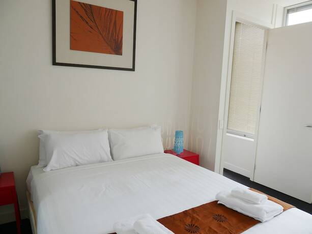 Imagen de la habitación del Hotel Corporate Stayz At Collins. Foto 33