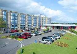 Imagen de los exteriores del Hotel Corrib Heights. Foto 4