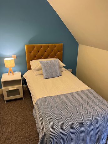 Imagen de la habitación del Hotel Corrie. Foto 5