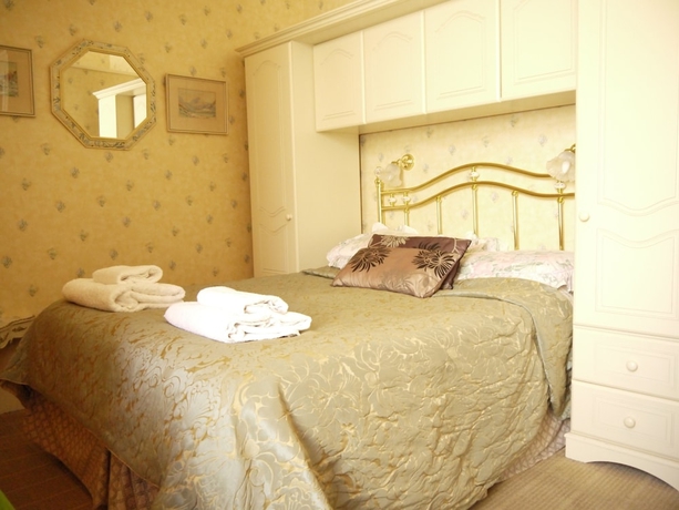 Imagen de la habitación del Hotel Corriemar Guest House. Foto 2