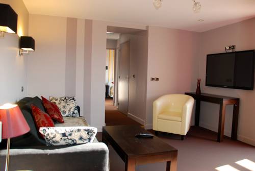 Imagen de la habitación del Hotel Corrieu. Foto 15