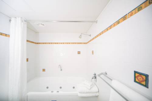 Imagen de la habitación del Hotel Corrigans Cove. Foto 4