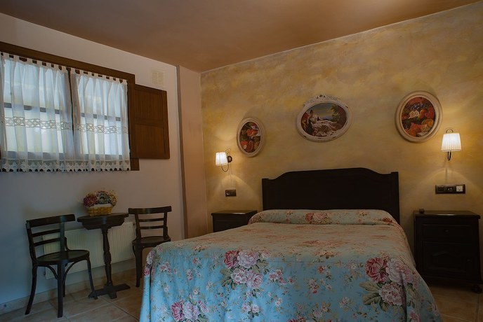 Imagen de la habitación del Hotel Corru San Pumés. Foto 5