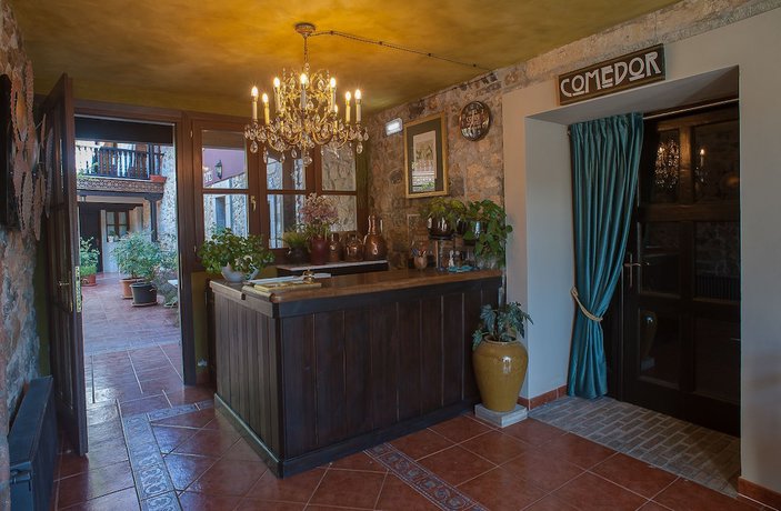 Imagen de los interiores del Hotel Corru San Pumés. Foto 20