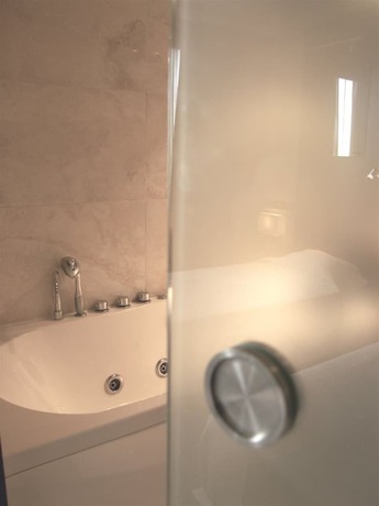 Imagen de la habitación del Hotel Cors. Foto 9