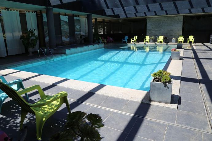 Imagen de la piscina del Hotel Cors. Foto 18