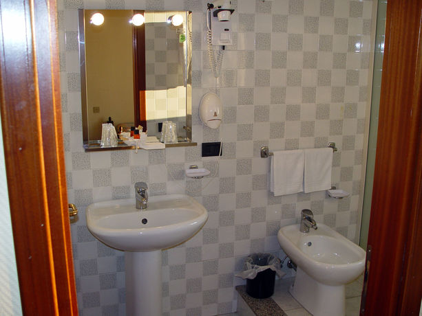 Imagen de la habitación del Hotel Corsaro. Foto 10