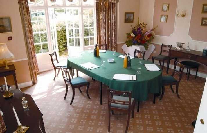 Imagen de los interiores del Hotel Corse Lawn House. Foto 17
