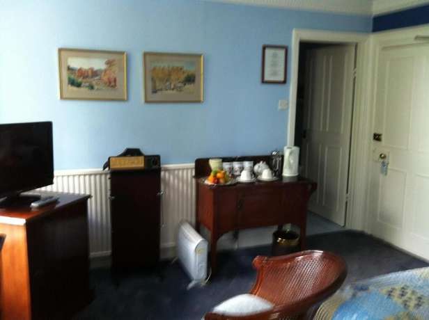 Imagen de la habitación del Hotel Corse Lawn House. Foto 10
