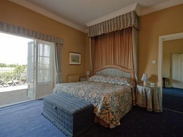 Imagen de la habitación del Hotel Corse Lawn House. Foto 16