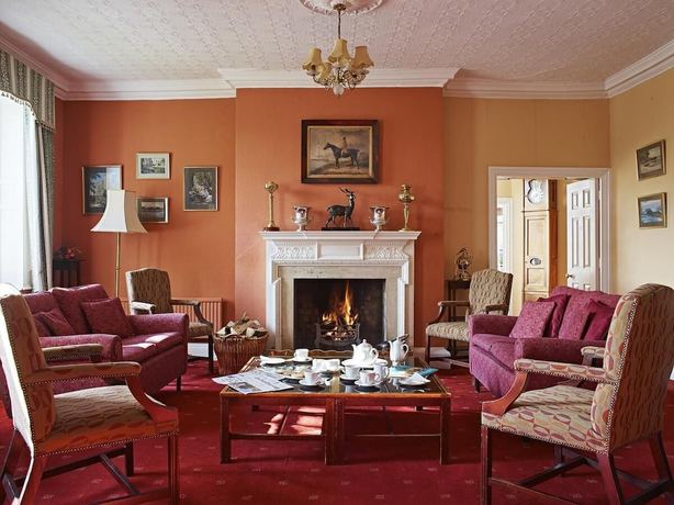 Imagen de los interiores del Hotel Corse Lawn House. Foto 18