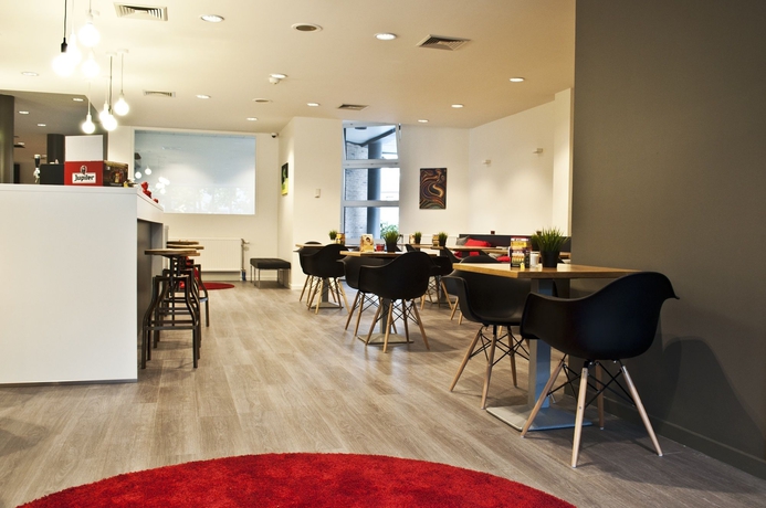 Imagen del bar/restaurante del Hotel Corsendonk Viane. Foto 4