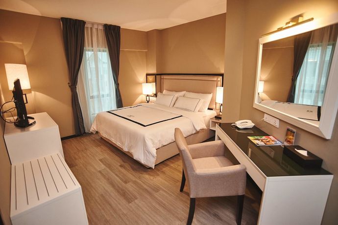 Imagen de la habitación del Hotel Corsica Hotel. Foto 13