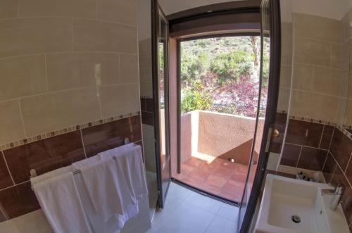 Imagen de la habitación del Hotel Corsica, Porto. Foto 10