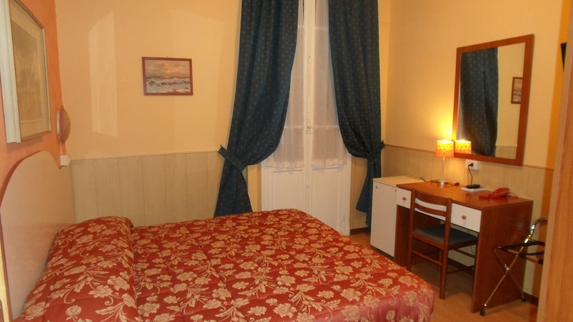Imagen de la habitación del Hotel Corso, San Remo. Foto 8