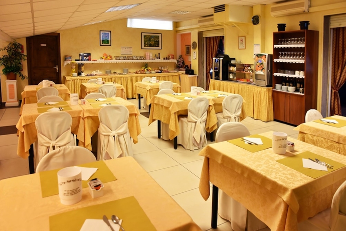 Imagen del bar/restaurante del Hotel Corso, San Remo. Foto 5