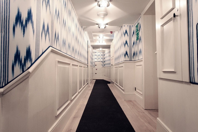 Imagen de los interiores del Hotel Cort. Foto 16