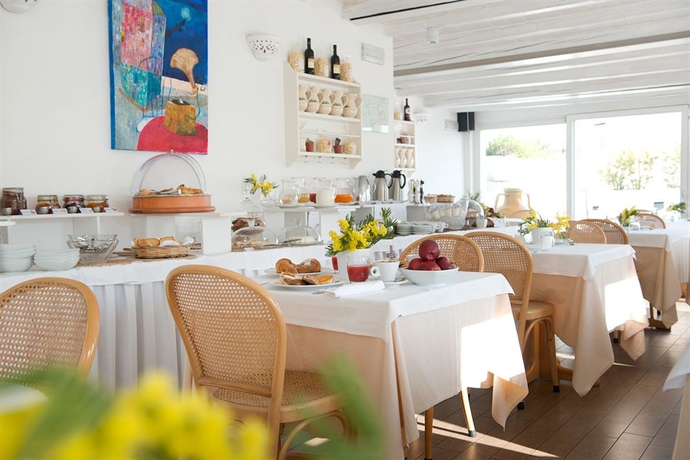 Imagen del bar/restaurante del Hotel Corte Altavilla Relais and Charme. Foto 4