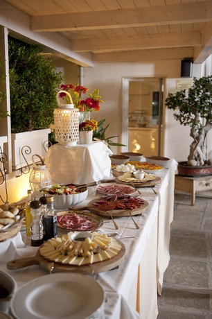 Imagen del bar/restaurante del Hotel Corte Altavilla Relais and Charme. Foto 5