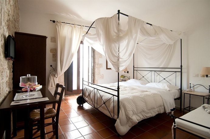 Imagen de la habitación del Hotel Corte Altavilla Relais and Charme. Foto 7