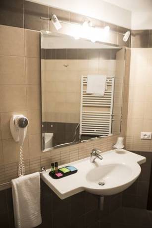 Imagen de la habitación del Hotel Corte Business. Foto 12