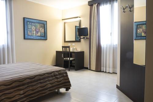 Imagen de la habitación del Hotel Corte Business. Foto 13