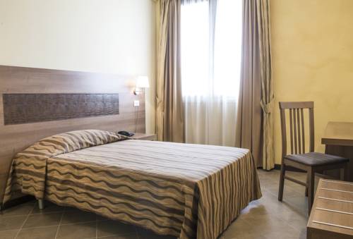 Imagen de la habitación del Hotel Corte Business. Foto 15