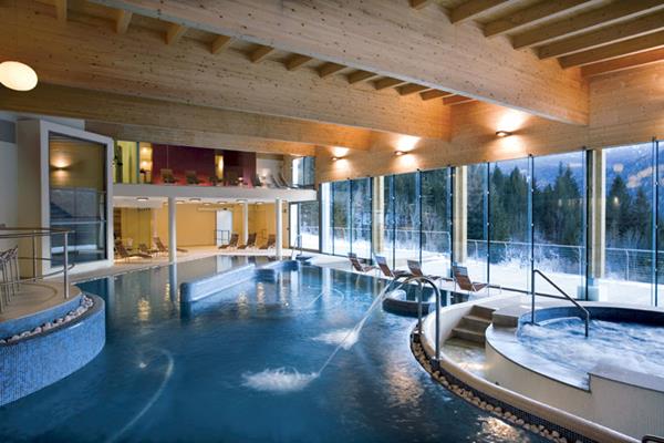 Imagen de la piscina del Hotel Corte Delle Dolomiti Resort. Foto 5