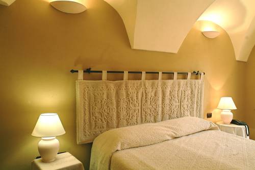 Imagen de la habitación del Hotel Corte Fiorita Albergo Diffuso. Foto 4