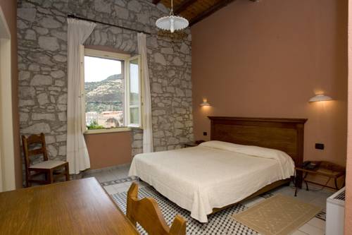 Imagen de la habitación del Hotel Corte Fiorita Albergo Diffuso. Foto 9