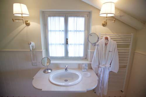 Imagen de la habitación del Hotel Corte Gondina Boutique. Foto 16