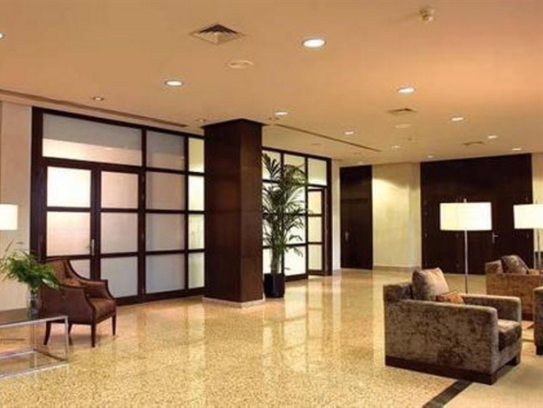 Imagen de los interiores del Hotel Cortes de Leon. Foto 7