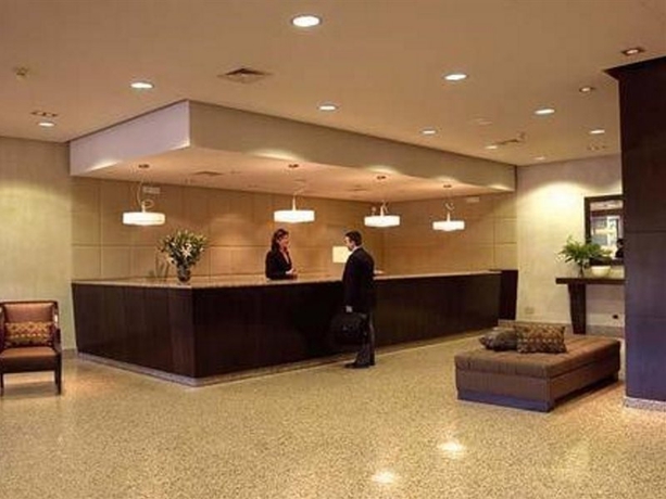 Imagen de los interiores del Hotel Cortes de Leon. Foto 9