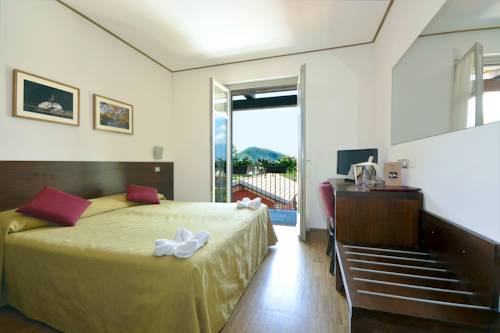 Imagen de la habitación del Hotel Cortese. Foto 10